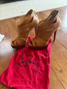 Christian Louboutin Tan Strappy Peep-Toe Platform Sandals with Red Soles